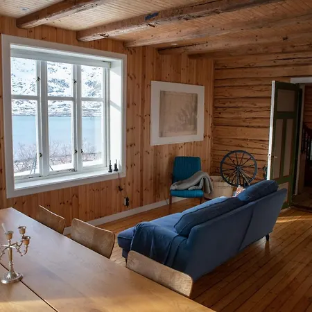 Solbakken Holiday home Ramberg