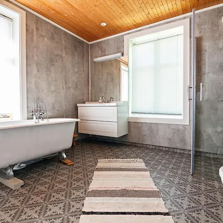 Solbakken Holiday home Ramberg