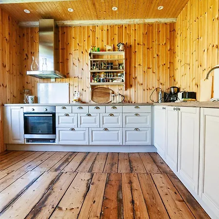 Holiday home Solbakken Ramberg