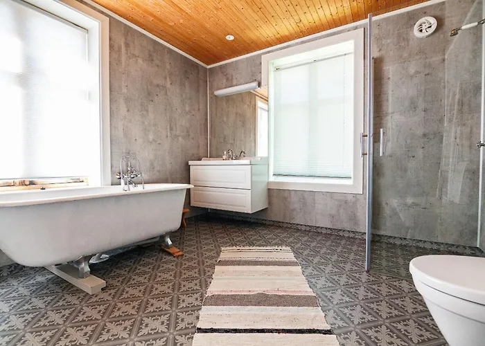 Solbakken Semesterbostad Ramberg