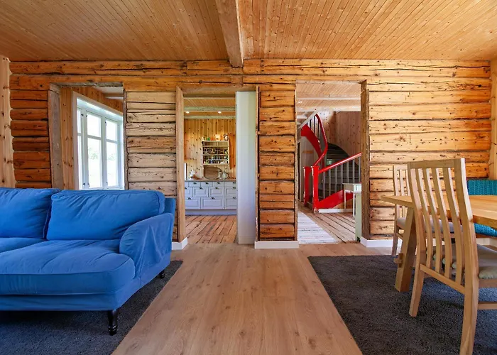 Semesterbostad Solbakken *